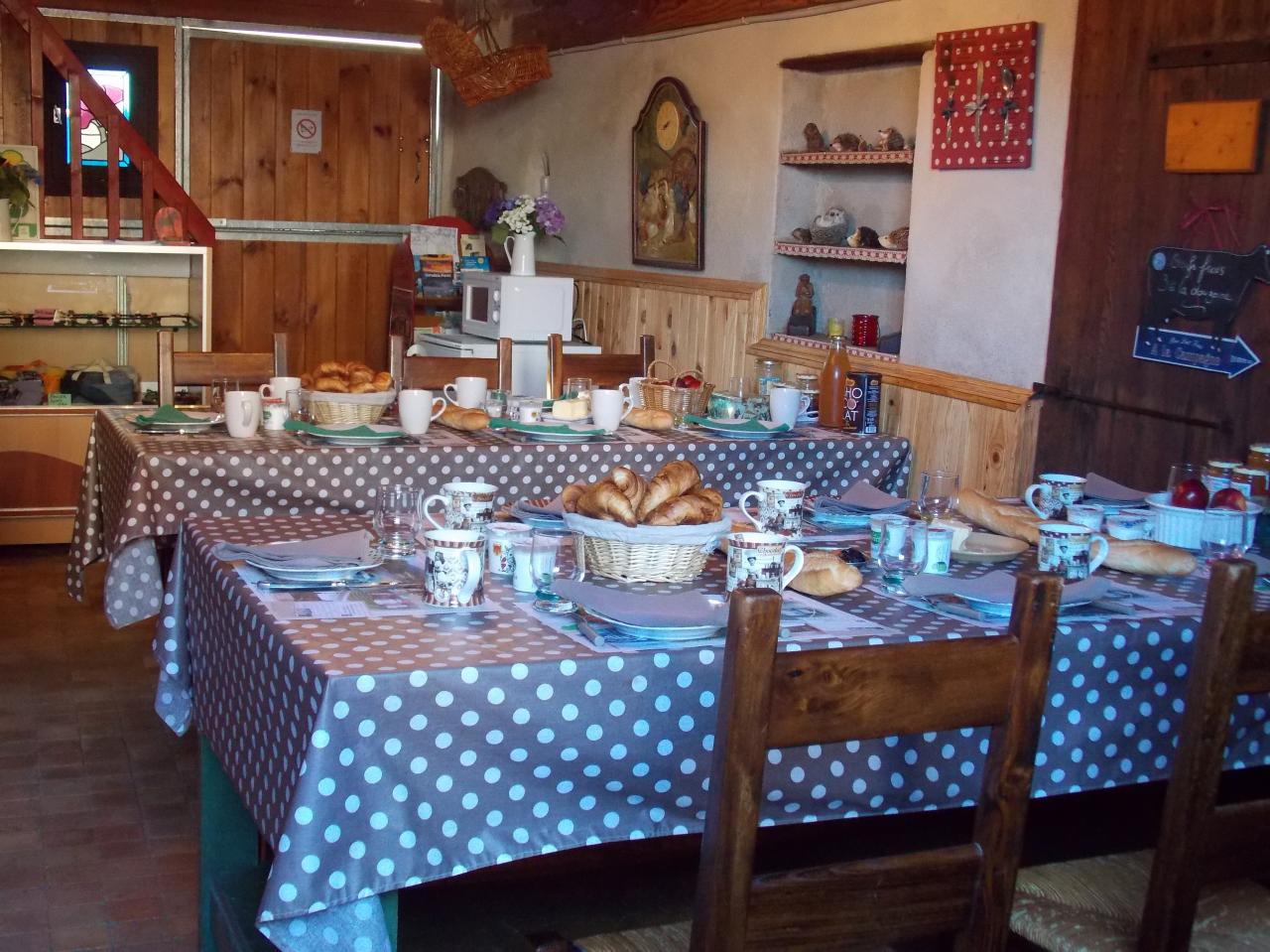 Salle des petits déj. à la ferme