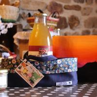 P'tit panier garni tissu marine fleuri